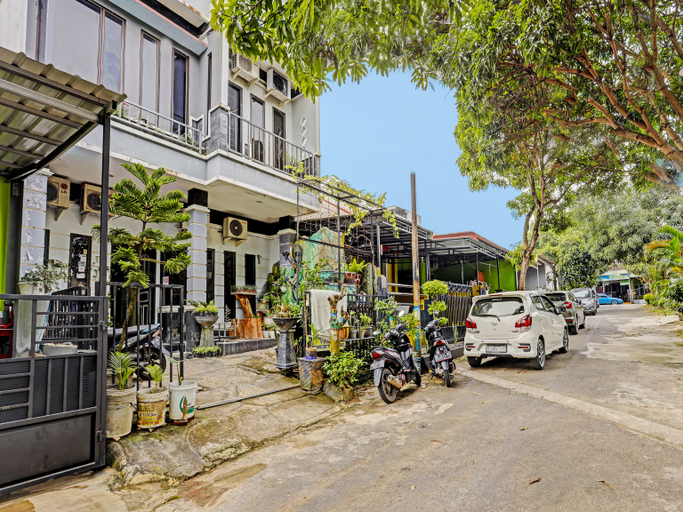 Exterior & Views 5, Hotel O Lia Stay Syariah, Batam