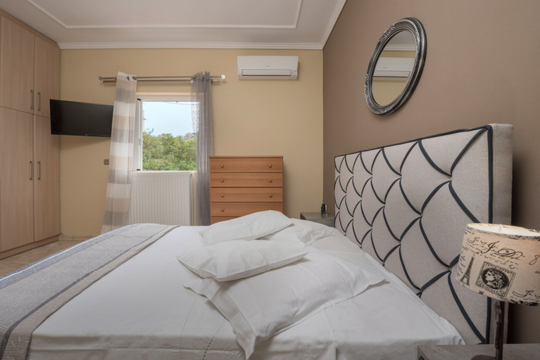 Bedroom 3, Vicky's Apartment, Ionian Islands