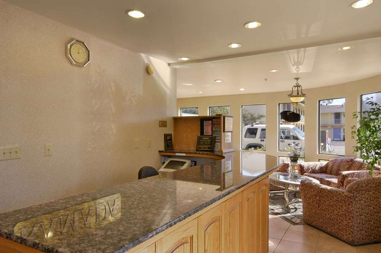 Public Area, Olive Tree Inn & Suites, a Howard Johnson by Wyndh, San Luis Obispo