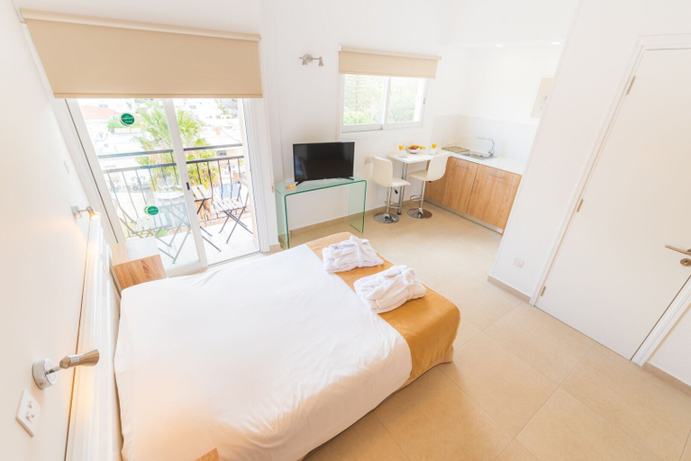 Bedroom, Chrielka Hotel Apartments