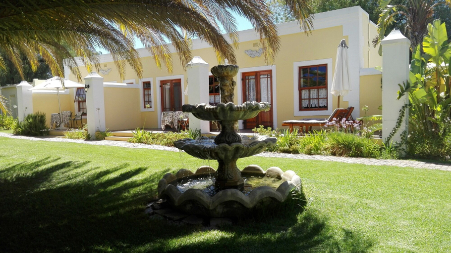 Exterior & Views 2, Saxe-Coburg Lodge, Central Karoo
