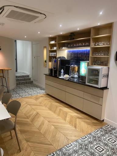 Public Area 2, Hôtel d'Alsace, Paris