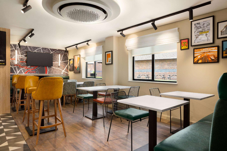 Public Area 2, Super 8 by Wyndham Chester East, Cheshire West and Chester