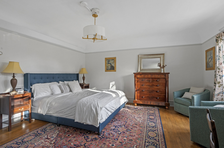 Bedroom 3, The Hartness House, Windsor