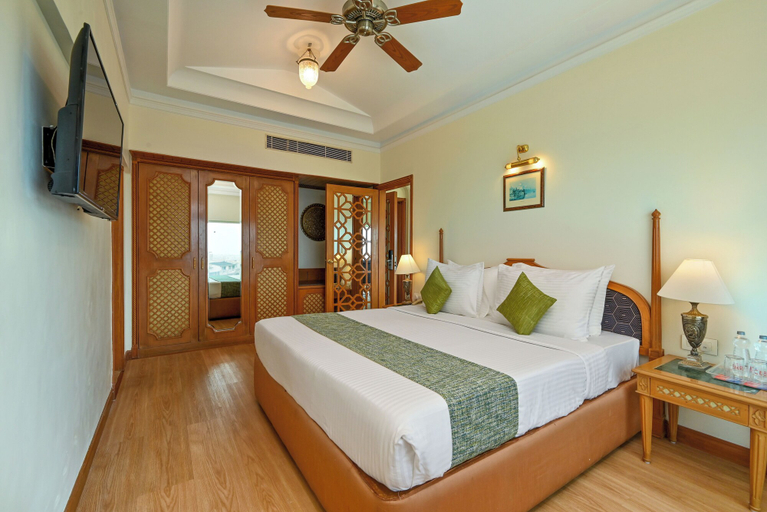 Bedroom 3, Fariyas Hotel, Mumbai City