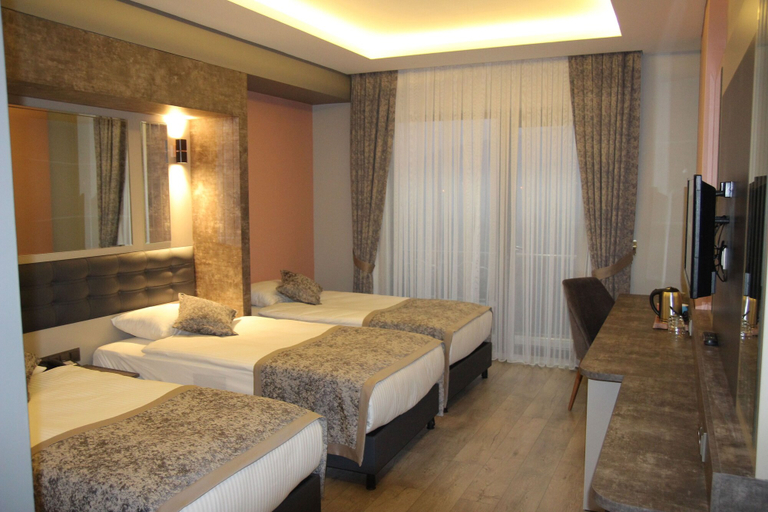 Bedroom 3, Ereza Otel, Gökçebey