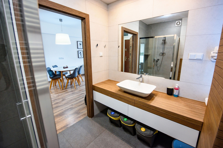 Bathroom 4, Apartamenty Sun & Snow Zielony Zdrój, Nowy Sącz