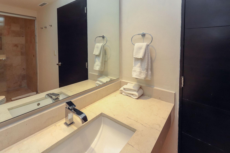 Bathroom 4, Castillo de Arena by NAS, Cozumel