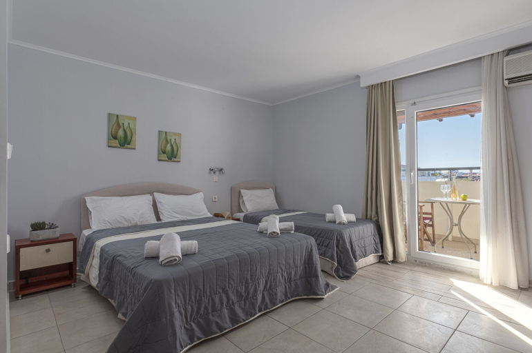Bedroom 5, Adonis Hotel, Central Macedonia
