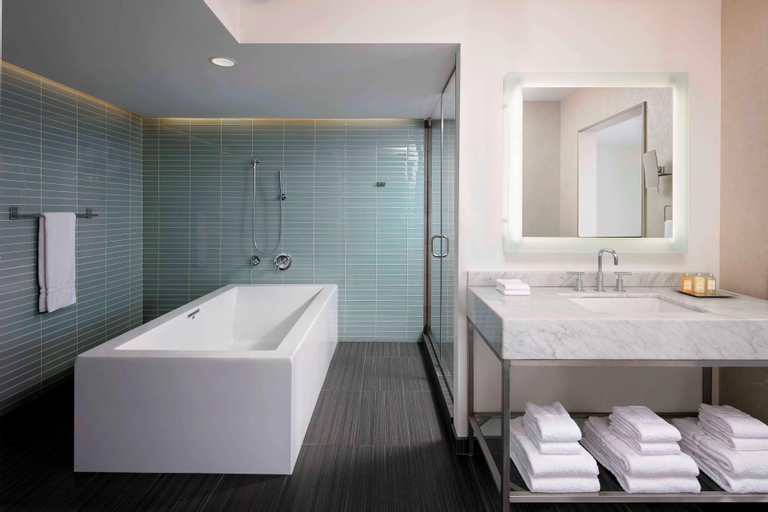 Bathroom 17