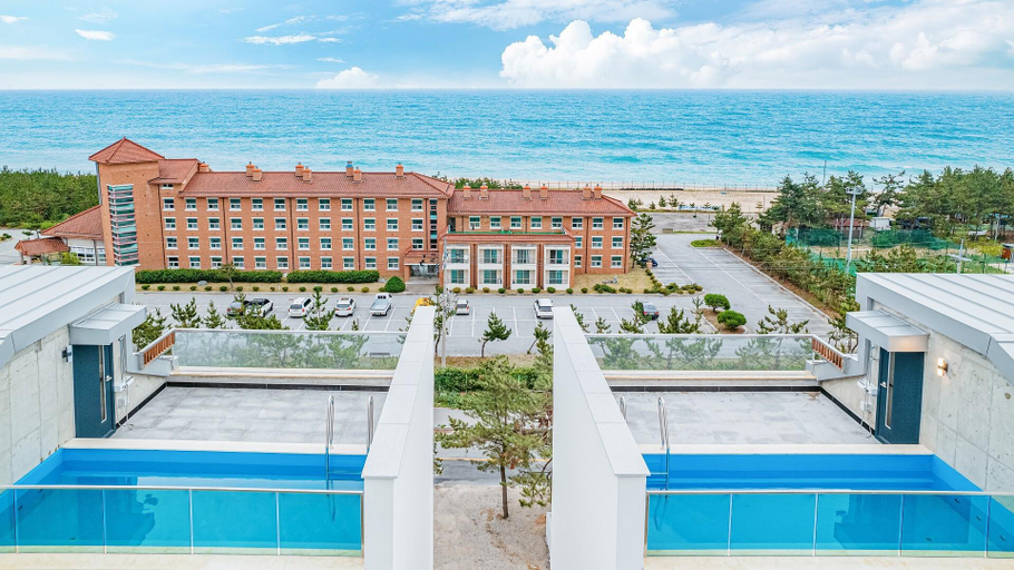 Others 4, Gangneung AMPM poolvilla, Gangneung