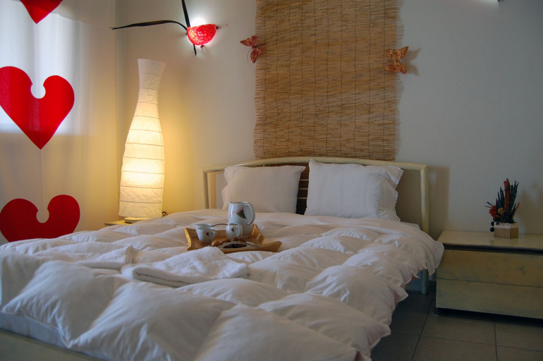 Bedroom 5, Cavo Petra, Attica