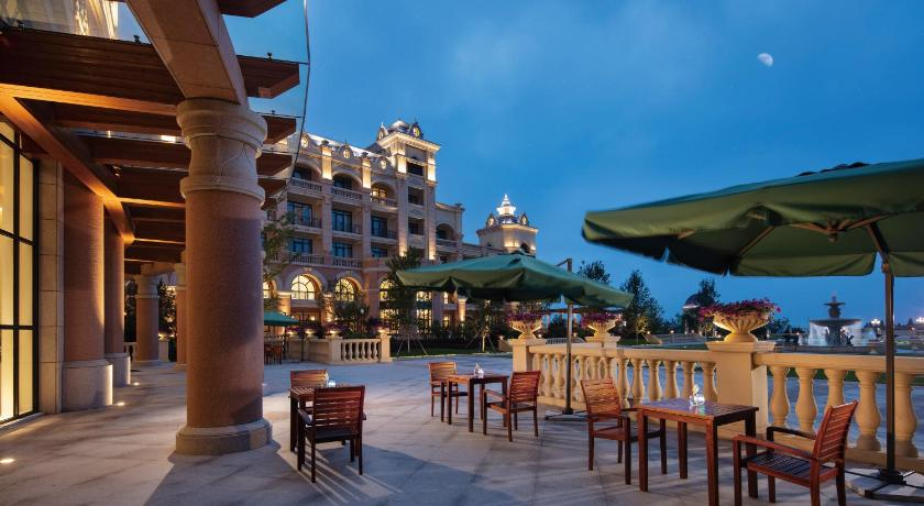 Food & Drinks 5, Hilton Dalian Golden Pebble Beach Resort, Dalian