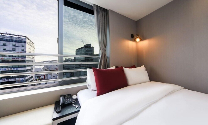 Bedroom 9