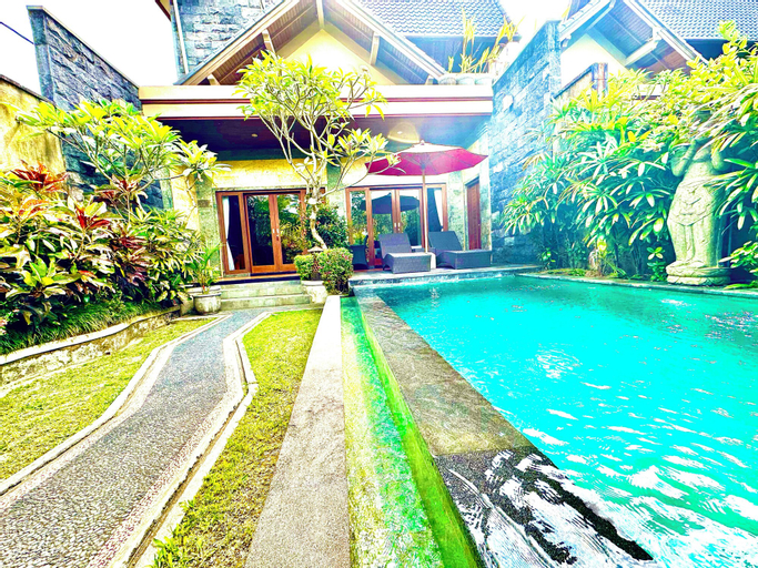 Swimming Pool 16