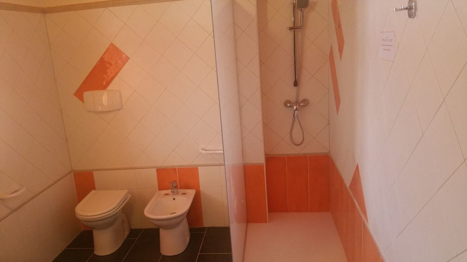 Bathroom 5, Il Sogno di Alghero, Sassari