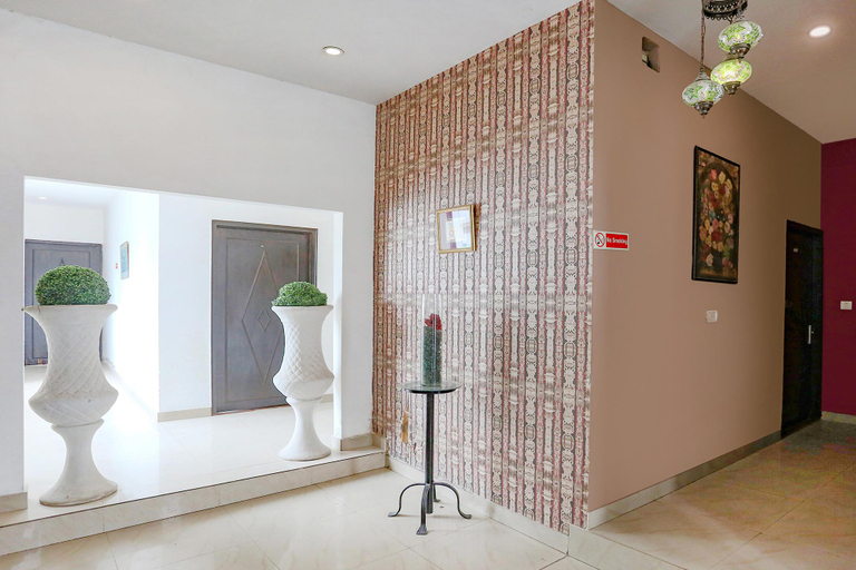 Public Area 3, Fabexpress Pulse Impulse, Delhi
