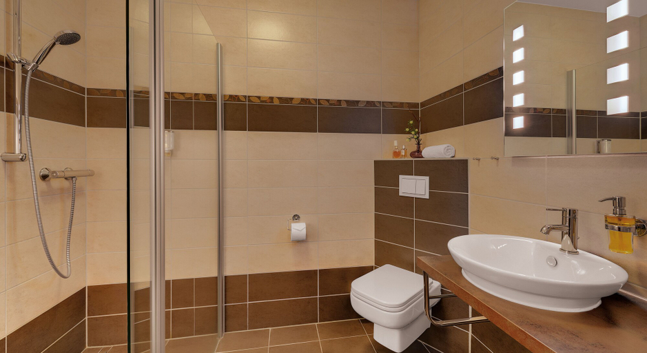 Bathroom 4, Schlossberghotel Oberhof, Schmalkalden-Meiningen