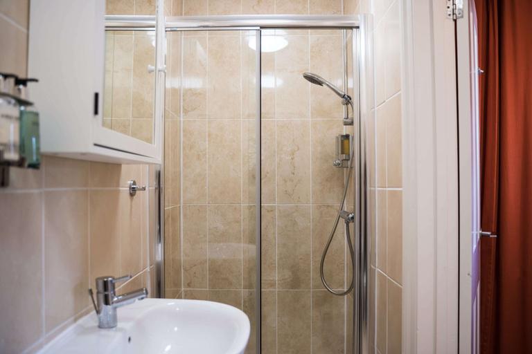 Bathroom 4, Trinity Mews, Torbay