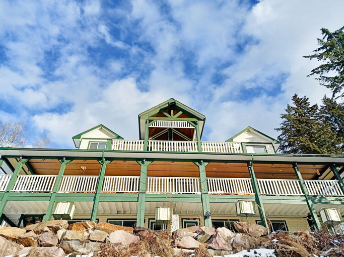 Golden Mountain View Suites, Columbia-Shuswap