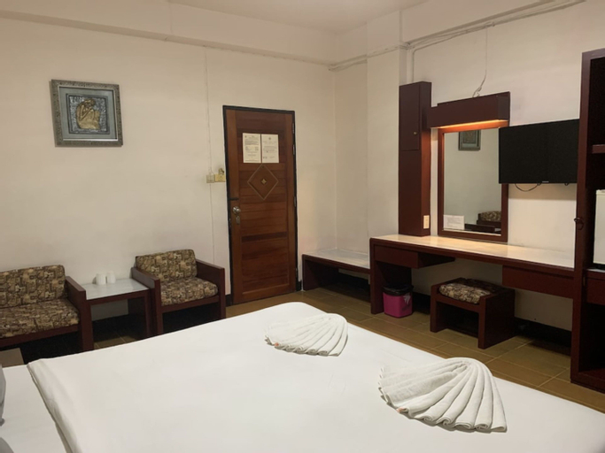 Bedroom 5