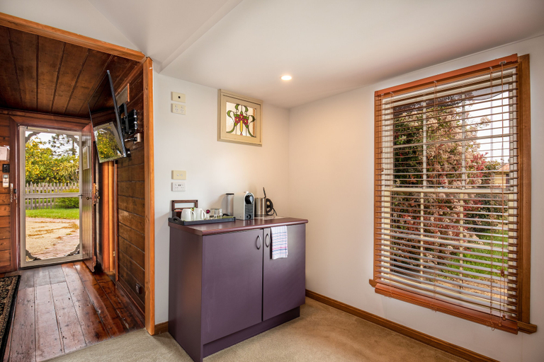 Others 5, Bon Accord, Wellington - Sale