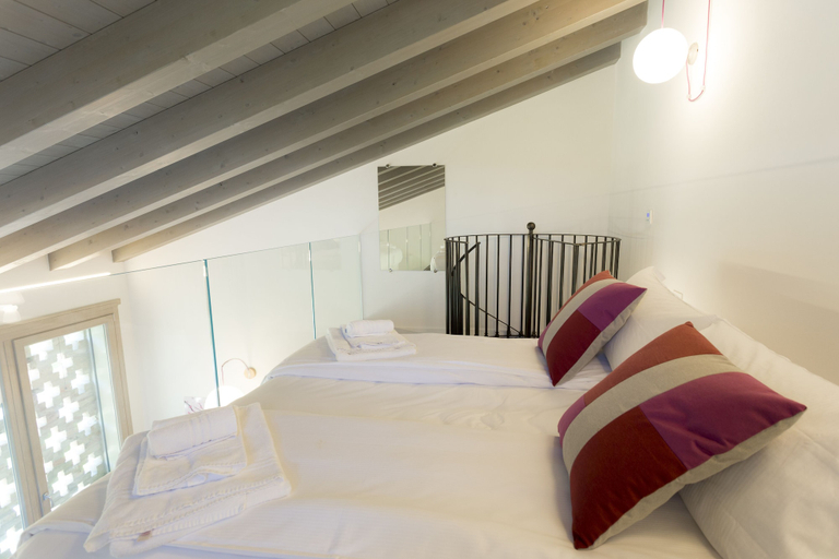Bedroom 3, Agriturismo Redó, Mantua
