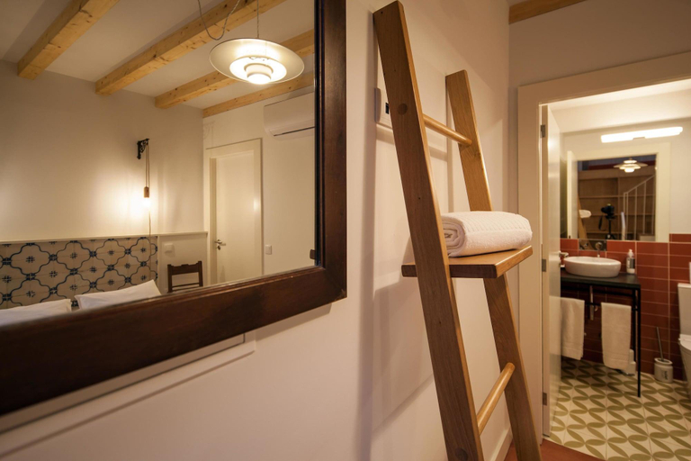 Bathroom 5, Oporto Maison Alves da Veiga, Porto