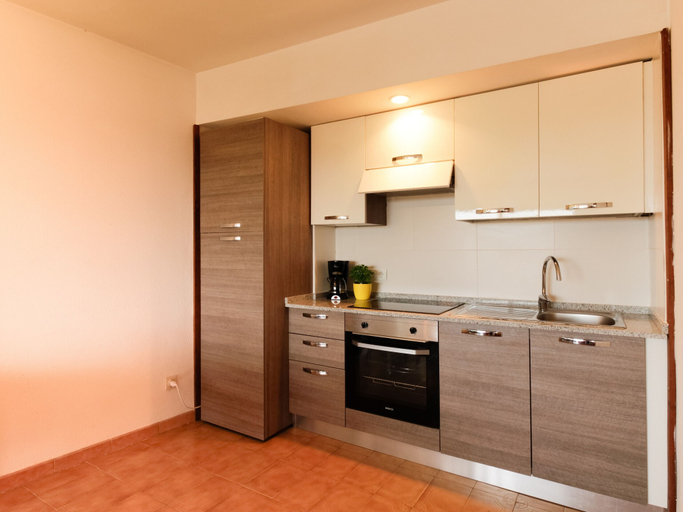 Others 5, Flateli Apartamento Estartit, Girona