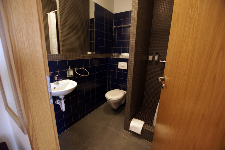 Bathroom, Hótel Valaskjálf, Austur-Hérað