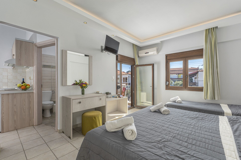 Bedroom 3, Adonis Hotel, Central Macedonia