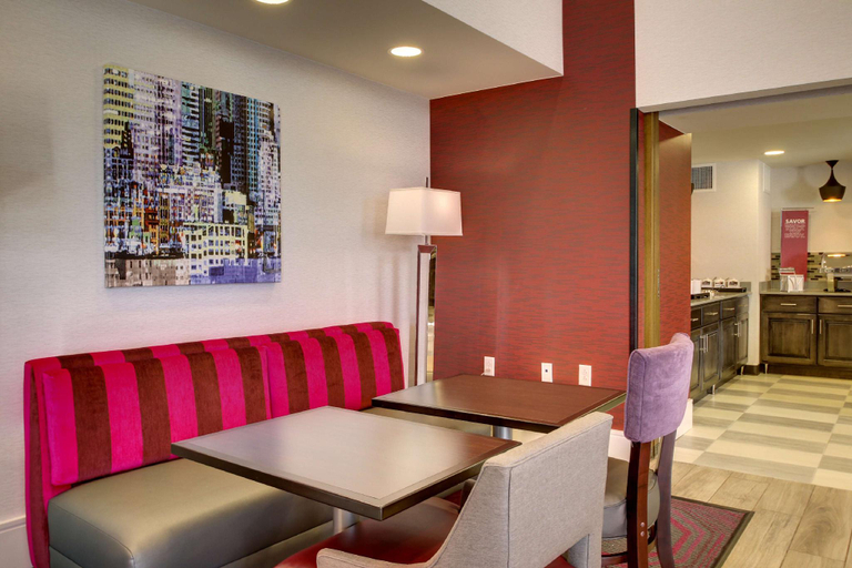 Public Area 2, Hampton Inn & Suites Cordele, Crisp