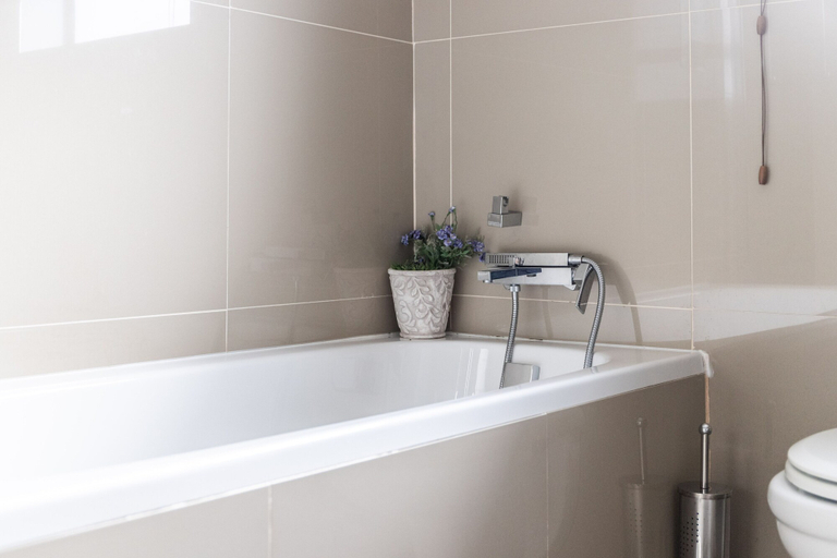 Bathroom 3, Cashmere Suites, Nelson Mandela Bay