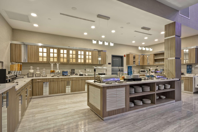 Food & Drinks 5, Homewood Suites by Hilton Conroe, Montgomery