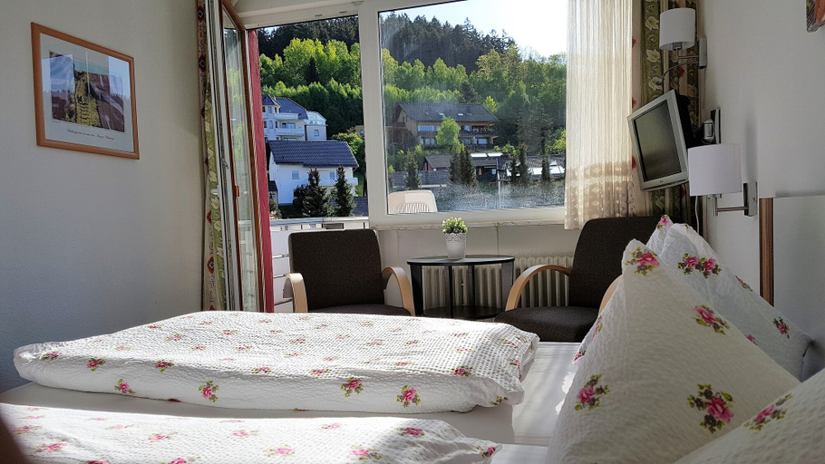 Bedroom 3, Hotel Pension Jägerstieg, Osterode am Harz