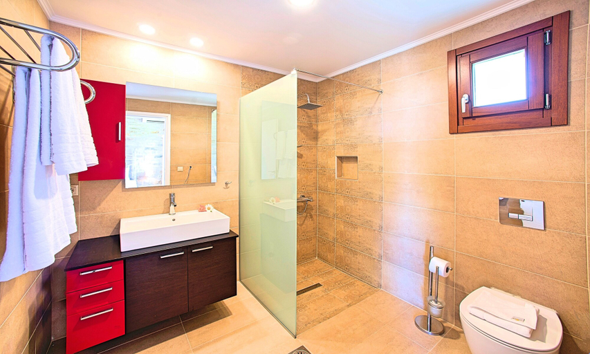 Bathroom 4, Cretan Sunrise Villa with Heated Pool, Crete