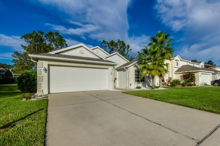 Exterior & Views 1, 633tc Modern 3 Bedroom Villa, Polk