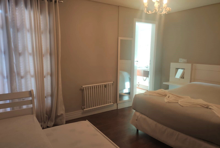 Bedroom 2, Pousada Château dos Fontes, Campo Limpo Paulista