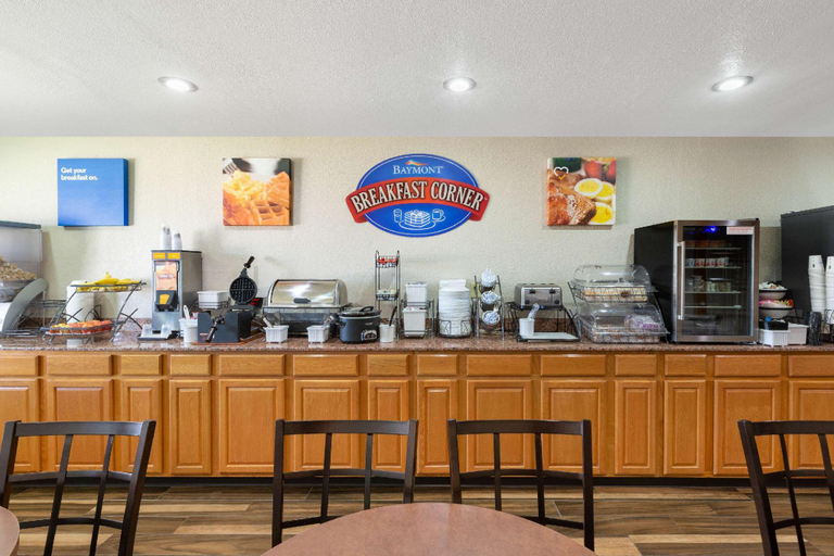 Food & Drinks 4, Baymont by Wyndham Fort Dodge, Webster