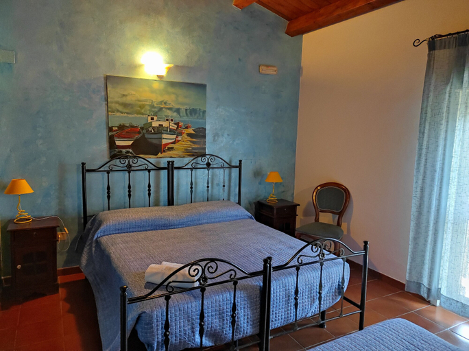 Bedroom 5, La Casetta B&B, Messina