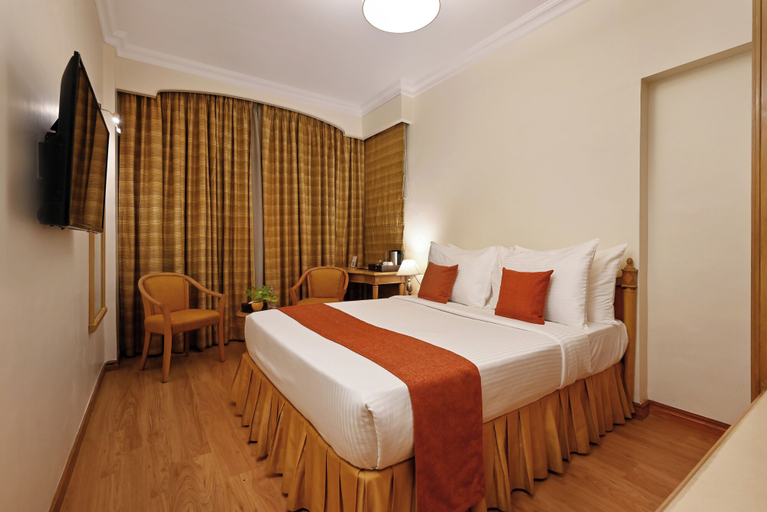 Bedroom 3, Fariyas Hotel, Mumbai City