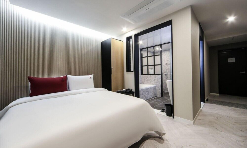 Bedroom 11
