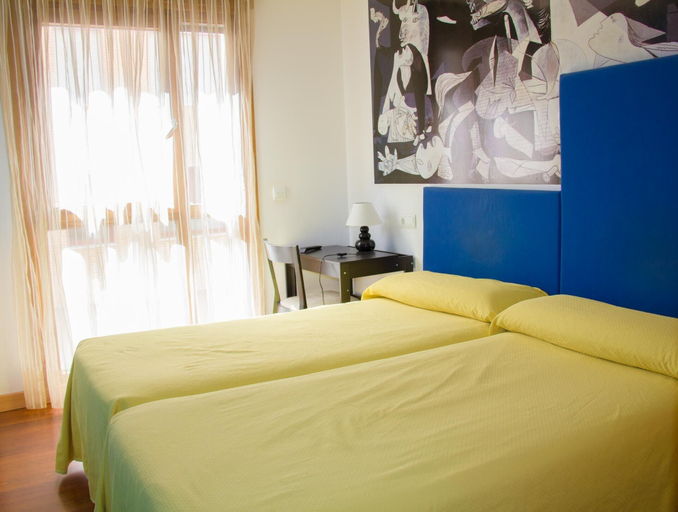 Bedroom 2, Rincón de Gala, Soria