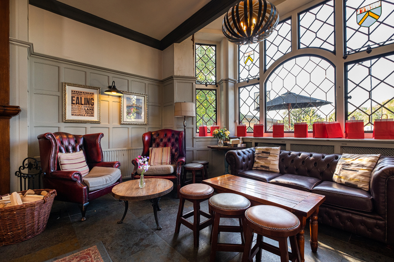 Public Area, The Bridge Hotel, London