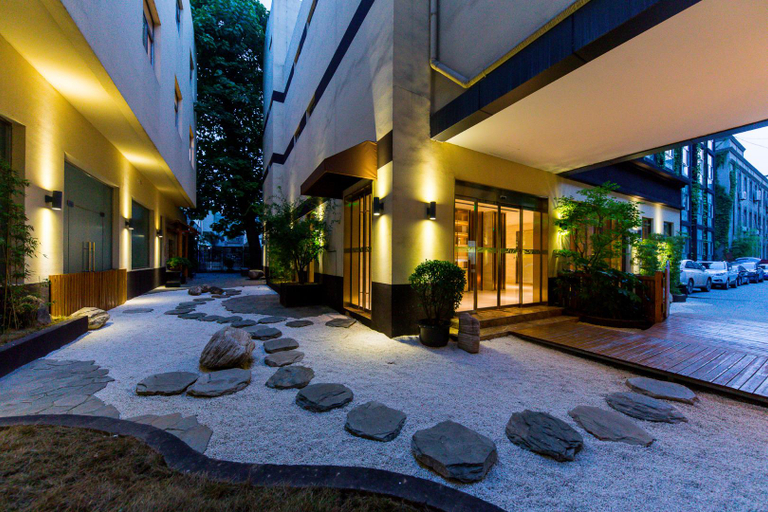Exterior & Views 2, Ji Hotel (Xi'an Giant Wild Goose Pagoda East Xiaoz, Xi'an