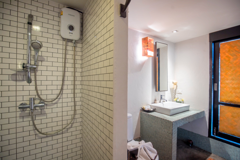 Bathroom 6