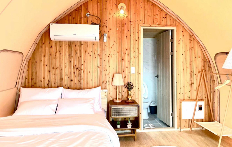 Bedroom, Jinju Camping Society, Jinju