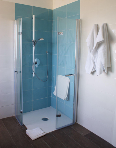 Bathroom 5, Hotel Palazzo Caveja, Rimini