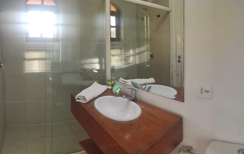 Bathroom 4, Pousada Château dos Fontes, Campo Limpo Paulista