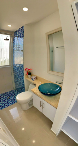 Bathroom 3, 2P1-6 APARTAMENTO FRENTE AL MAR CON WIFI, Cartagena de Indias